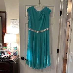 Chic Turquoise Midi Dress with Silver Detail